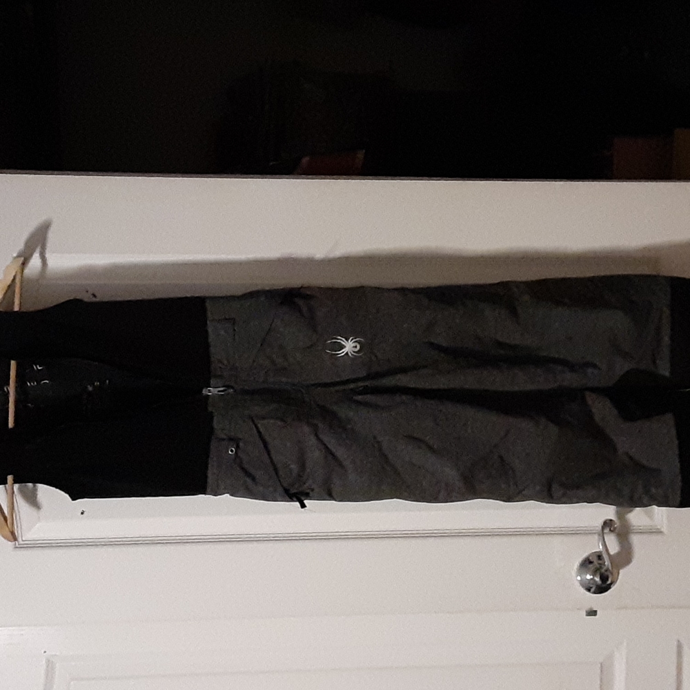 Children ski Small to Tall snow overalls,Spider brand ,size 7